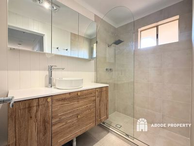 4 / 244 The Strand, Dianella