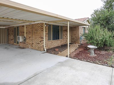 49 Reynolds Close, Swan View