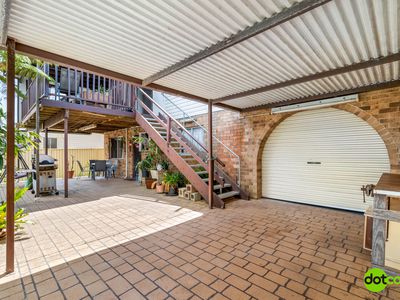 42 Elouera Avenue, Buff Point