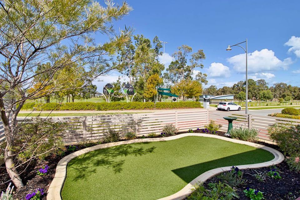 15 Peckham Boulevard , Baldivis