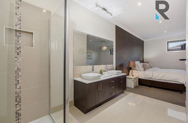 13 San Marco Road, Greenvale