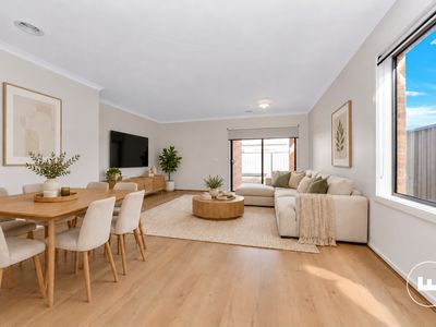 13 Roundtop Road, Truganina