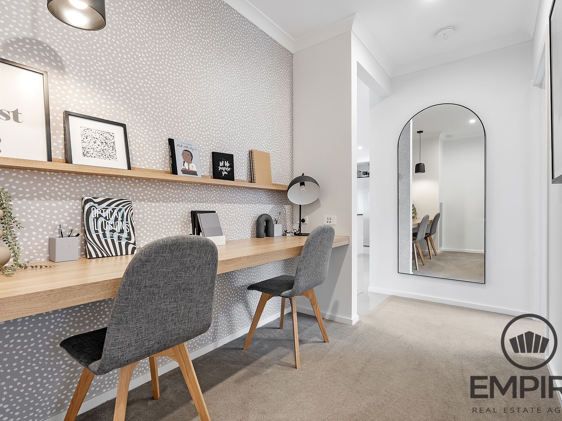 47 Centenary Boulevard, Officer South