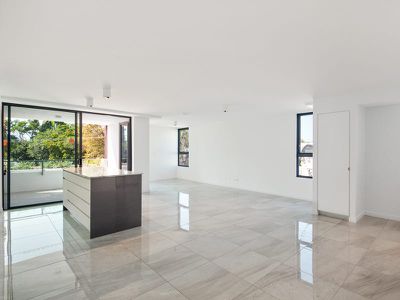 205 / 34 Picnic Point Esplanade, Maroochydore