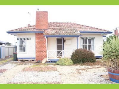 22 Rose Street, Horsham