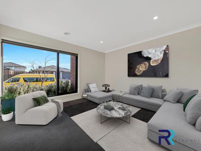 9 Larneuk Drive, Cobblebank