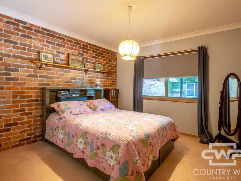 48 Cramsie Crescent, Glen Innes