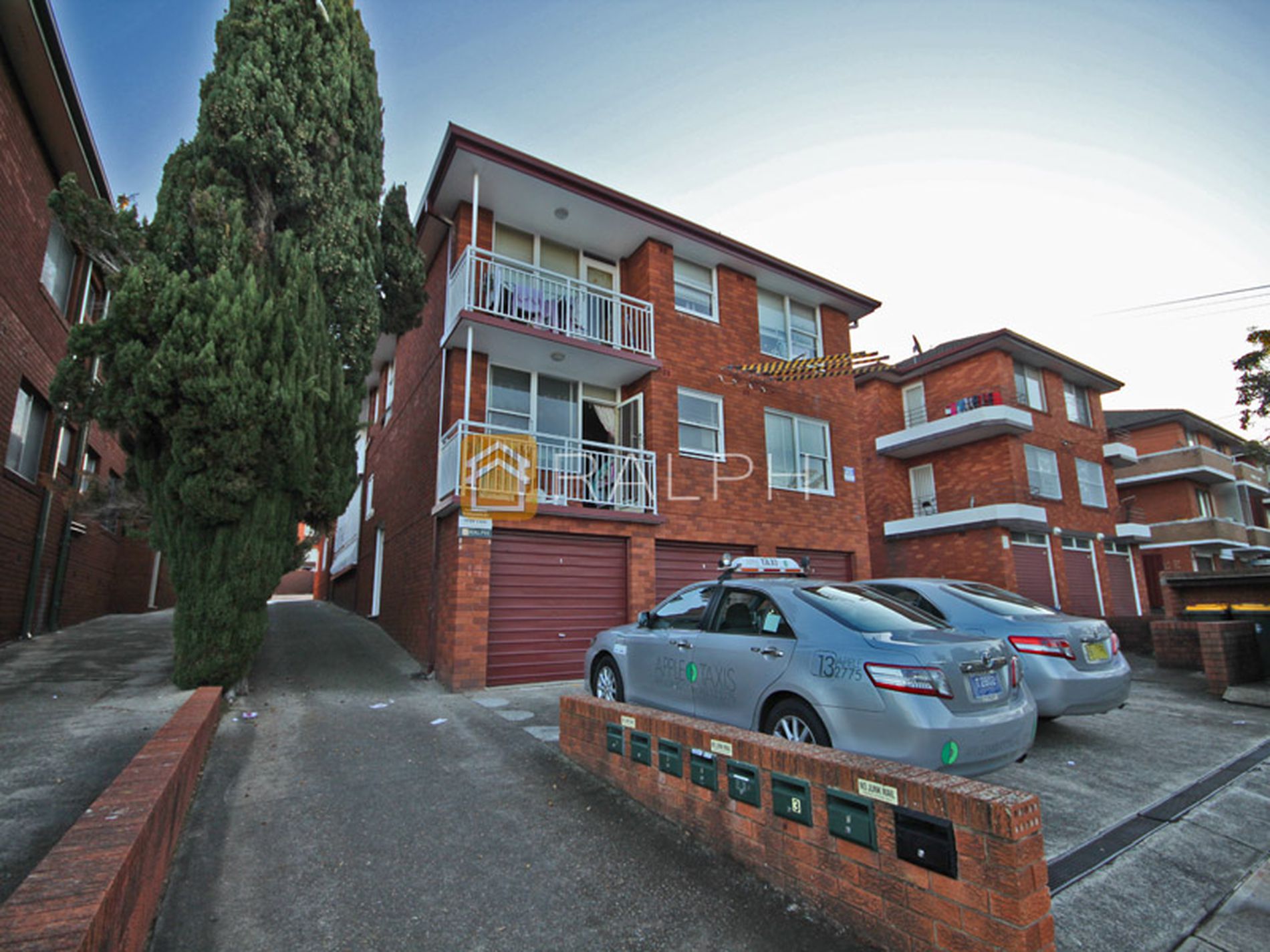 2 / 14 Colin Street, Lakemba