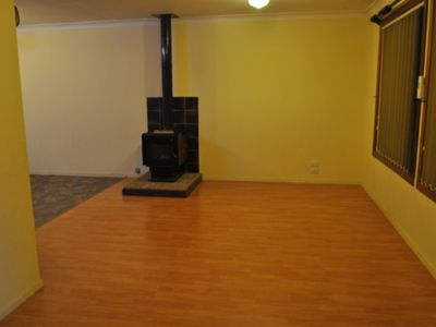 7 Edinburgh Avenue, Dubbo