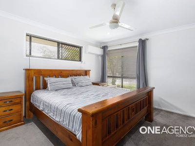 1 Merganser Pl, Forest Lake