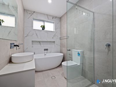 85a The Avenue, Canley Vale
