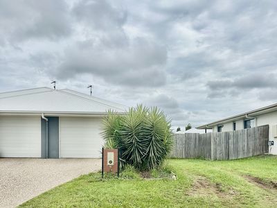 2 / 6 Karto Street, Cambooya
