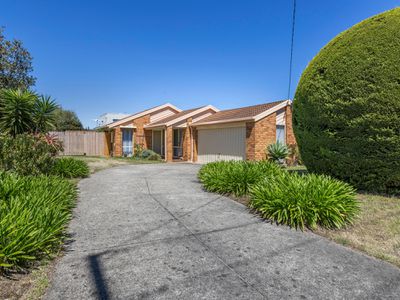 8 Carol St, Mornington