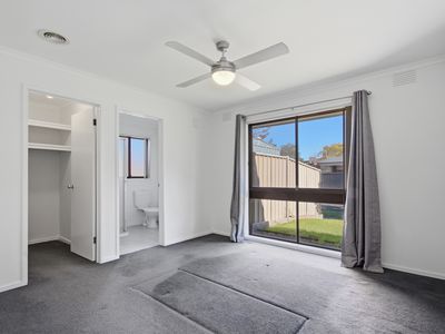 20 Montgomery Street, Sale