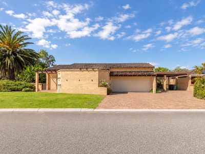 5 Lakeside Road, Churchlands