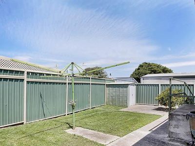 24 Leighton Crescent, Deer Park