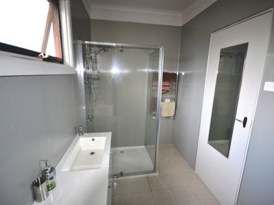 14 Wonnangatta Avenue , Tawonga South