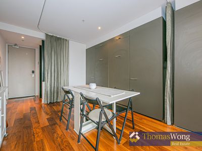 815 / 30 - 34 Bray Street, South Yarra