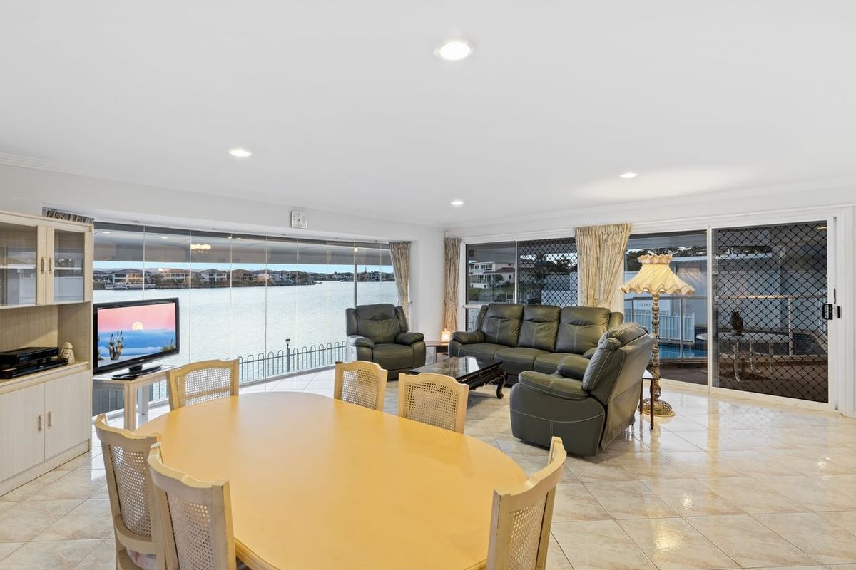 78 Port Jackson Boulevard, Clear Island Waters