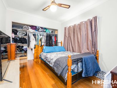 6 Churchill Road, Horsham
