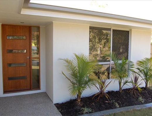 Delightful home in Noosaville image 2