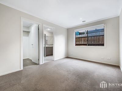 3/43 Sommerville Road, Hampton Park