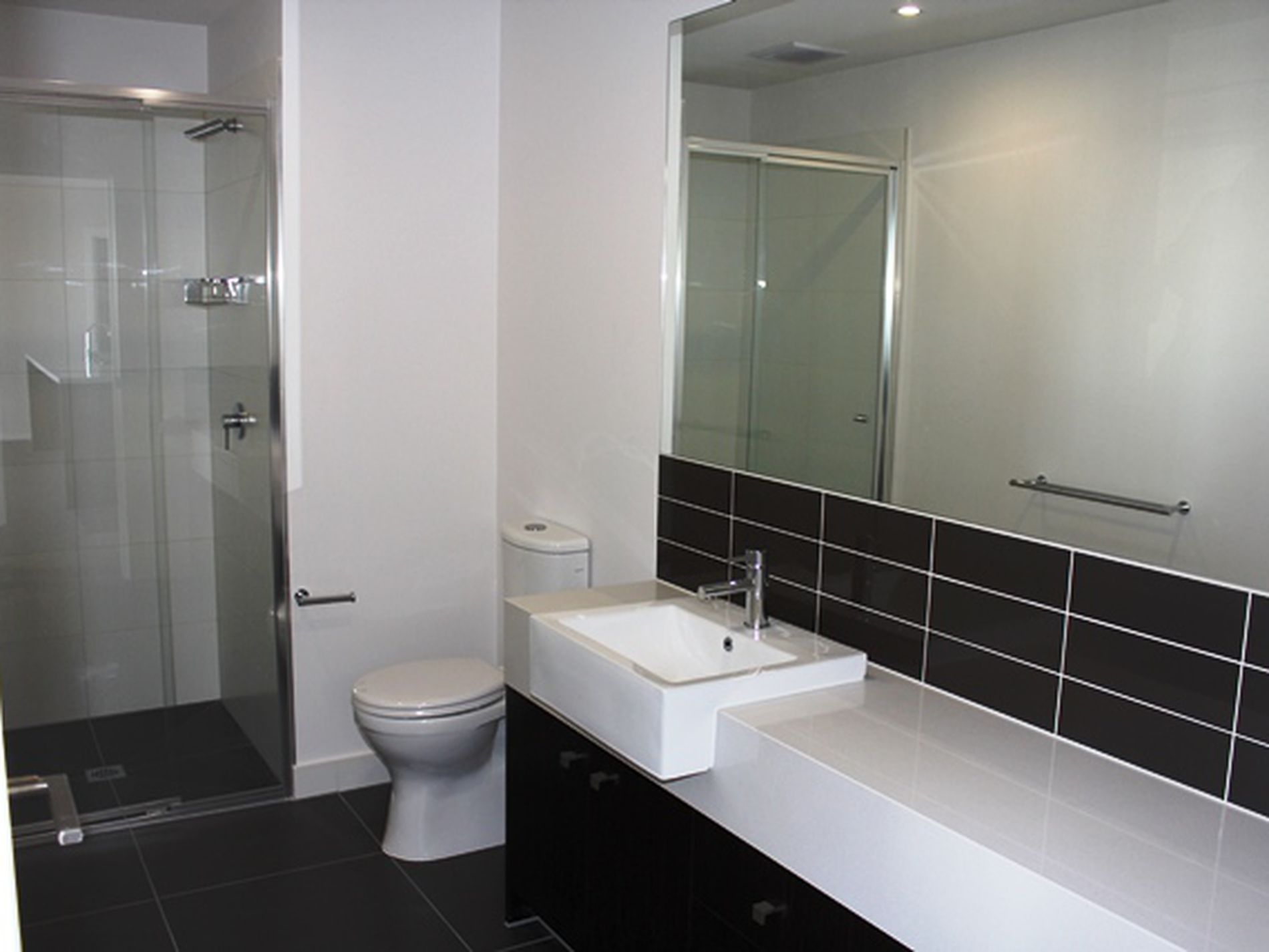 404 / 8 Gheringhap Street, Geelong