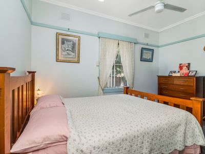 62 Oak Street, Seymour