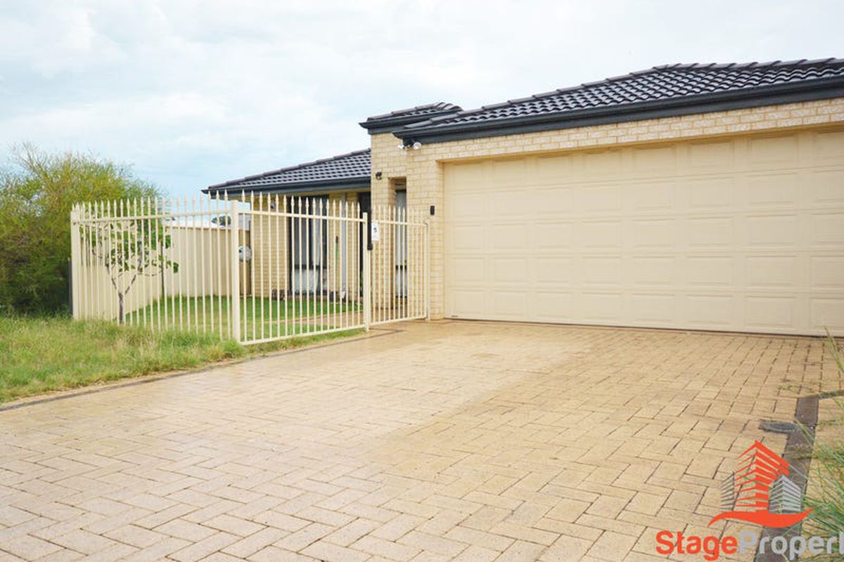 49 Balaka Way, Queens Park