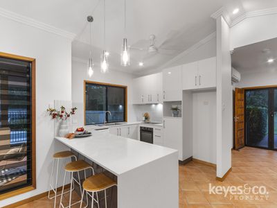 13 Hawkesbury Lane, Douglas