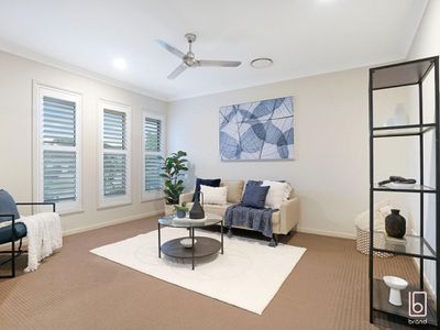30 Minorca Circuit, Hamlyn Terrace