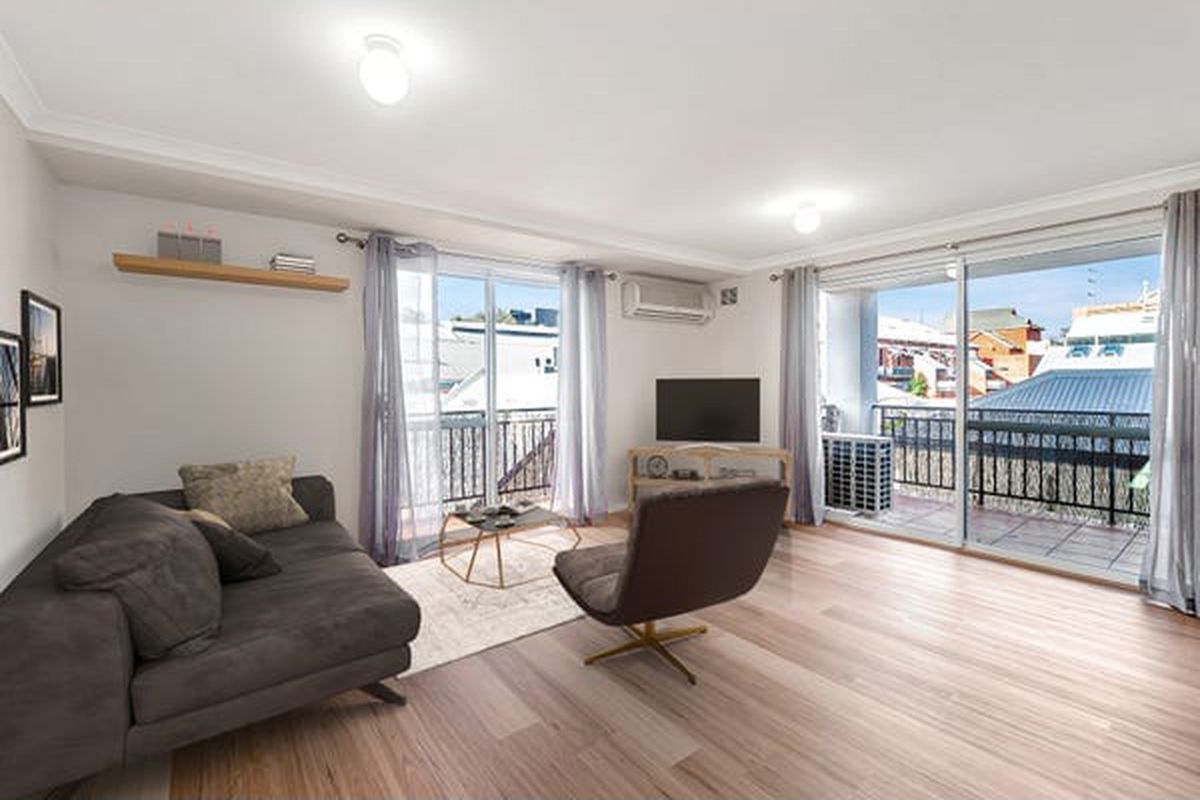 16 / 20 Pendal Lane, Perth