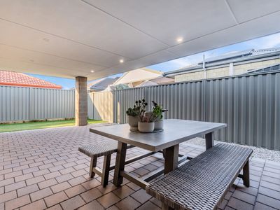 24 Cadaga Way, Piara Waters