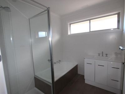 7 Elliott Avenue, Highton