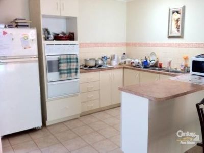 6 The Mews, Hampton Park
