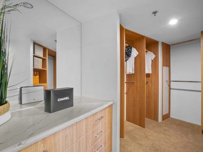 43 / 3 TEDDER AVENUE, Main Beach