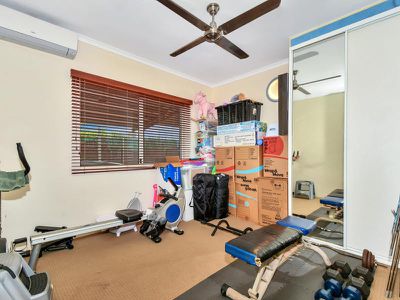 7 Muckaninnie Court, Moulden