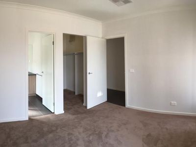 31 Goolwa Road, Point Cook