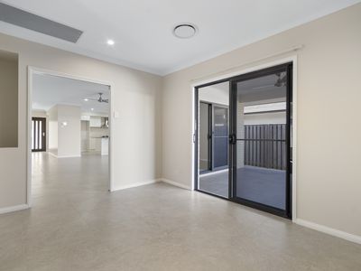 5 Saltwater Street, Pimpama