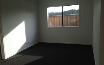 64 Timbertop Boulevard, Officer