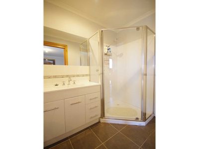 225 Umfrevilles Road, Kaoota