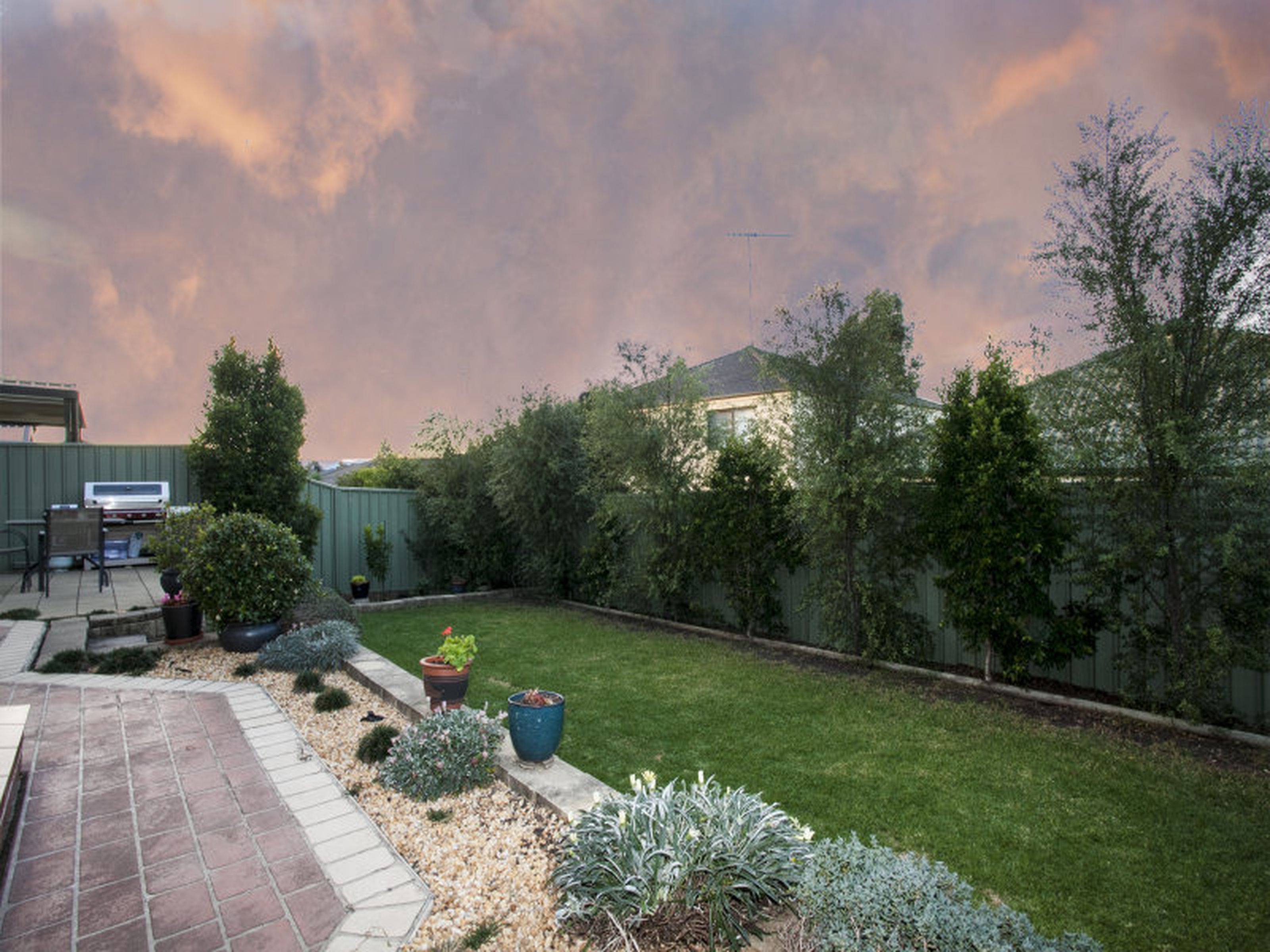 162 Ridgetop Drive, GLENMORE PARK