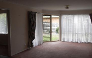 1 Regent Close, Berwick