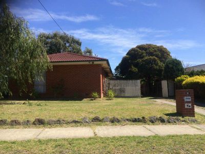 13 Highland Avenue, Hampton Park