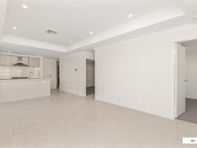 10 Strickland Parade, Eglinton