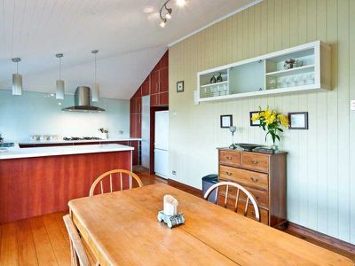 25 North Station Road, North Booval