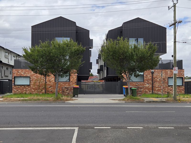 8 / 212 Ballarat Road, Maidstone