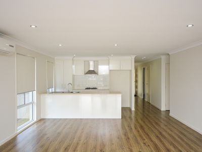 1 / 17 Faustina Close, Augustine Heights