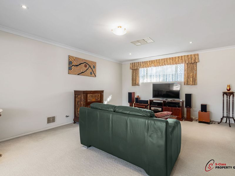 3 / 33 Baldwin Street, Como