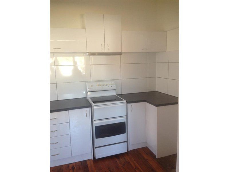 218 Hamilton Road, Fairfield West